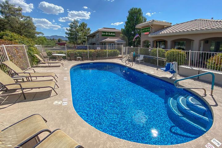 Pool 26 of 29