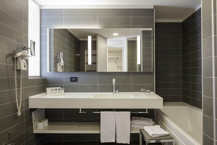 Clean Restrooms