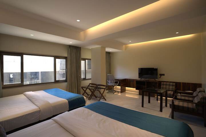 Room 14 of 78