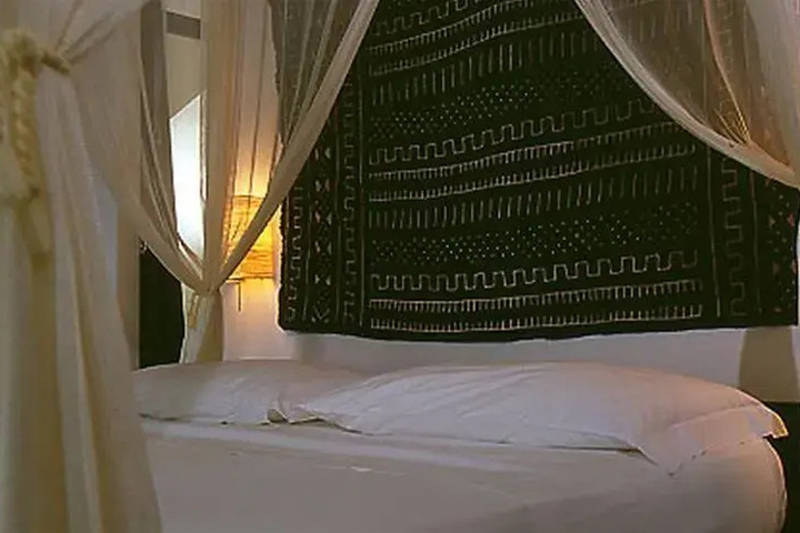 Room 2 of 23