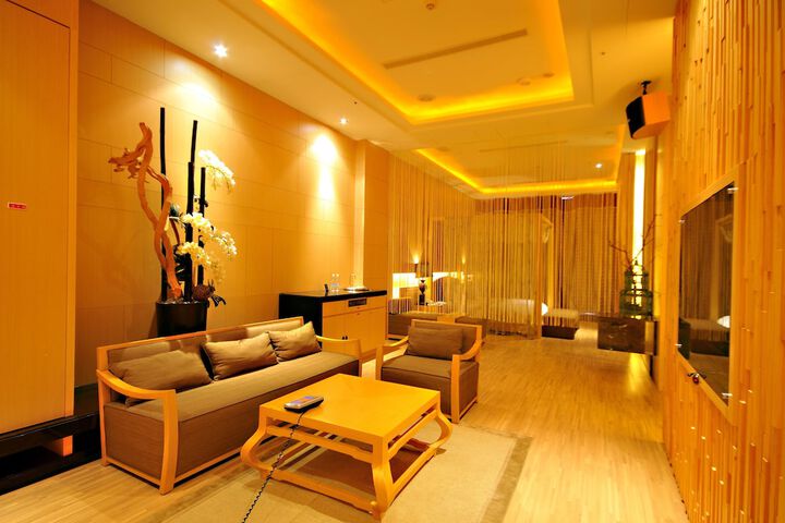 Room amenity
