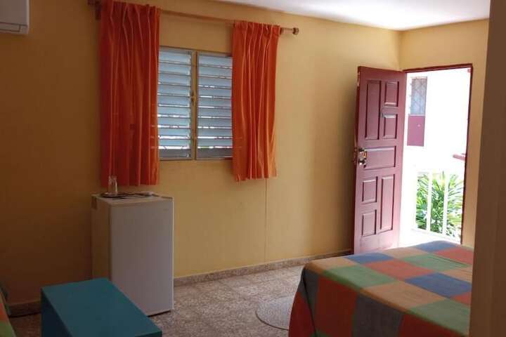 Room 3 of 27