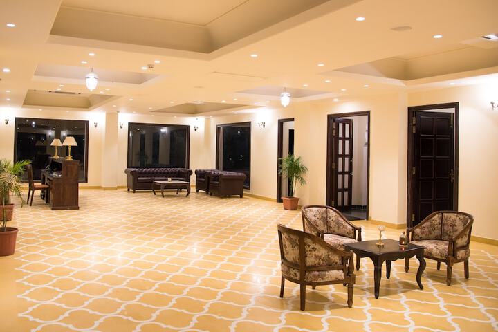 Hotel Interior 7 of 88