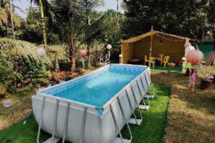 Pool 56 of 66