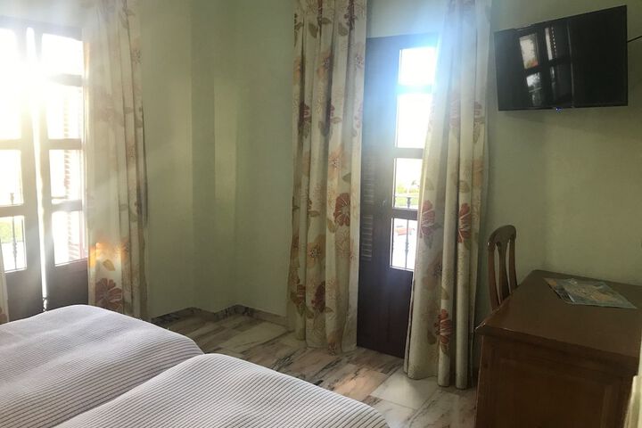 Room 5 of 46