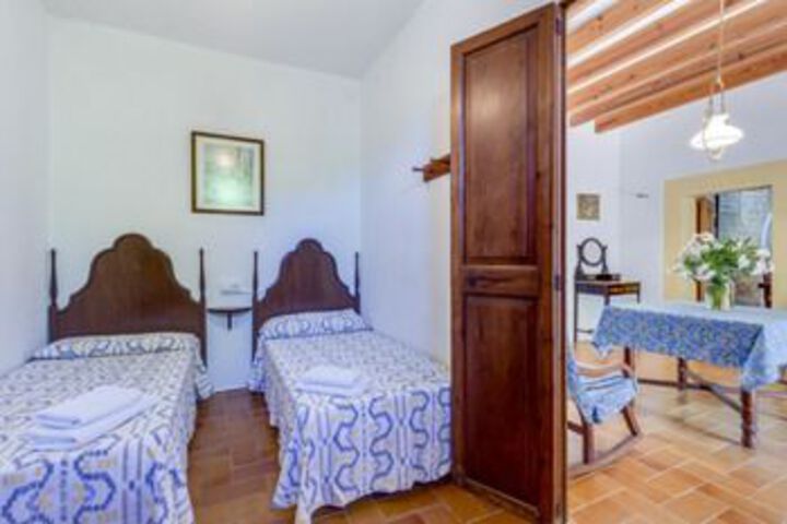 Room 20 of 51