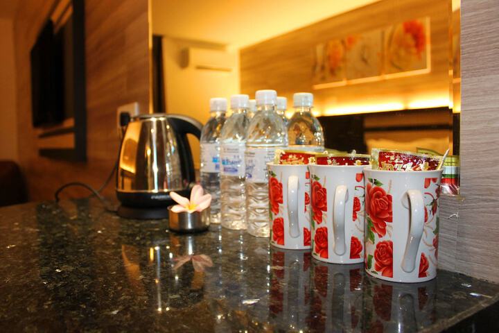 Breakfast/Coffee Service 30 of 59