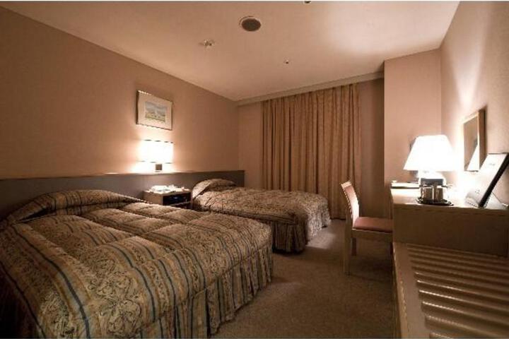 Maebashi Hotel