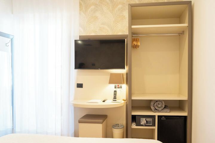 Room 130 of 247