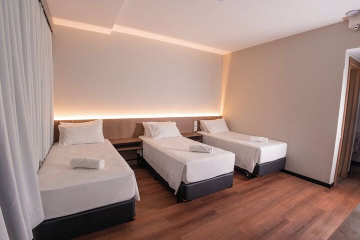 Room 14 of 22