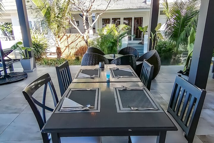 Dining 73 of 114