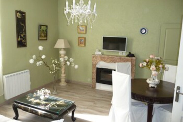 Room 14 of 27