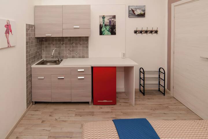 General 7 of 11