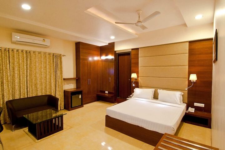 Room 20 of 29