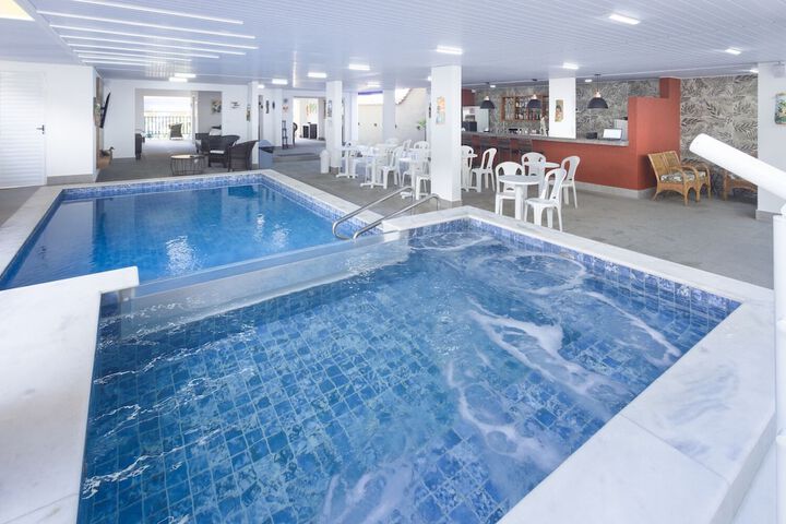 Pool 134 of 202