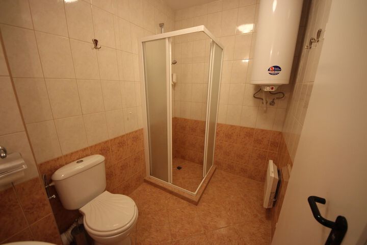 Room 117 of 177