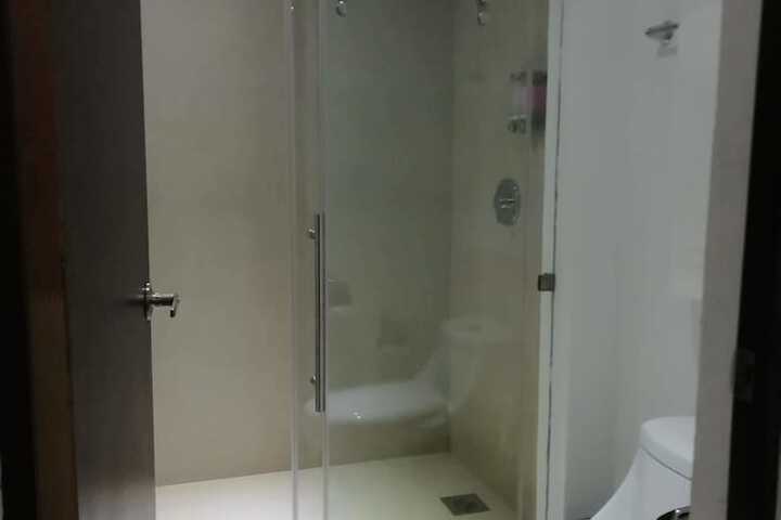 Room 49 of 60