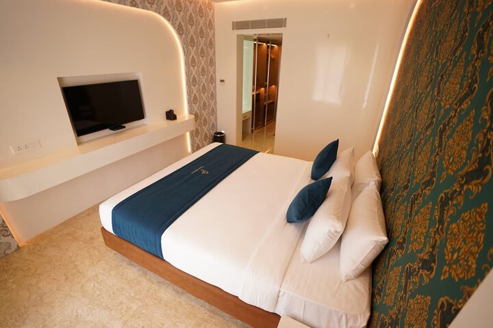 Room 14 of 31