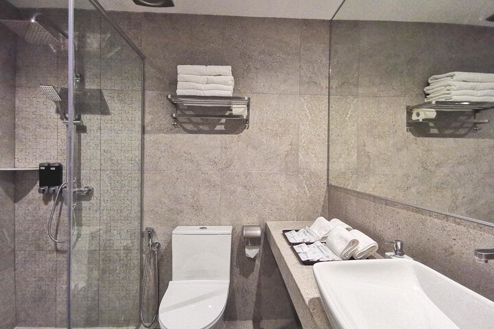Room 40 of 52