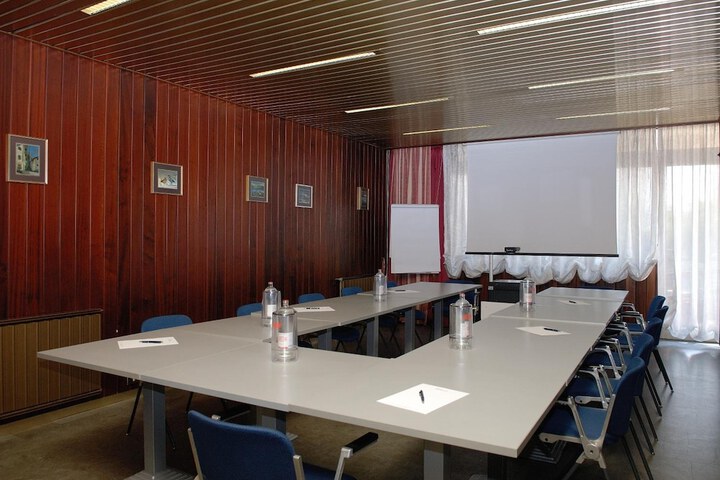 Meeting 37 of 45