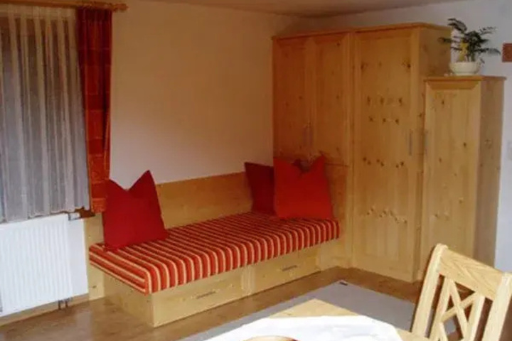 Room 3 of 6