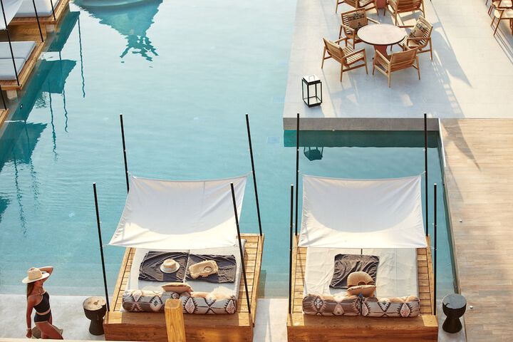 Pool 54 of 85