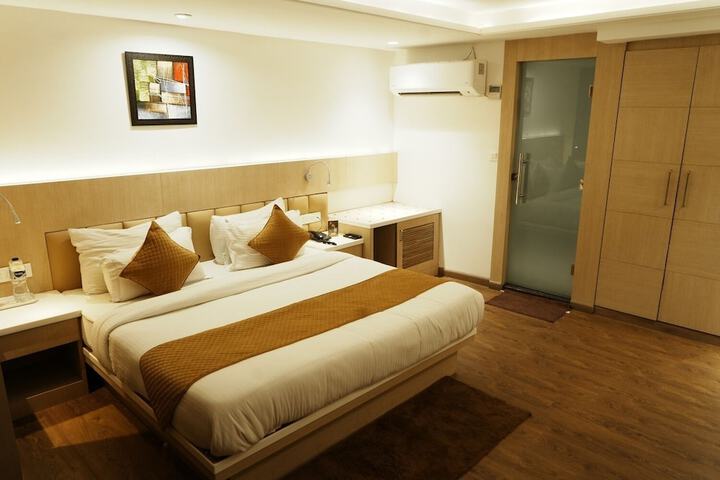 Room 17 of 70