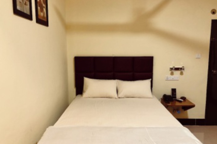 Room 166 of 228