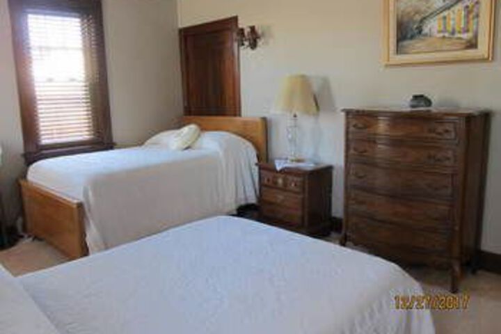 Room 8 of 31