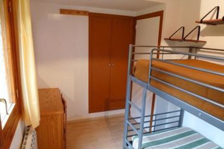 Room 11 of 46