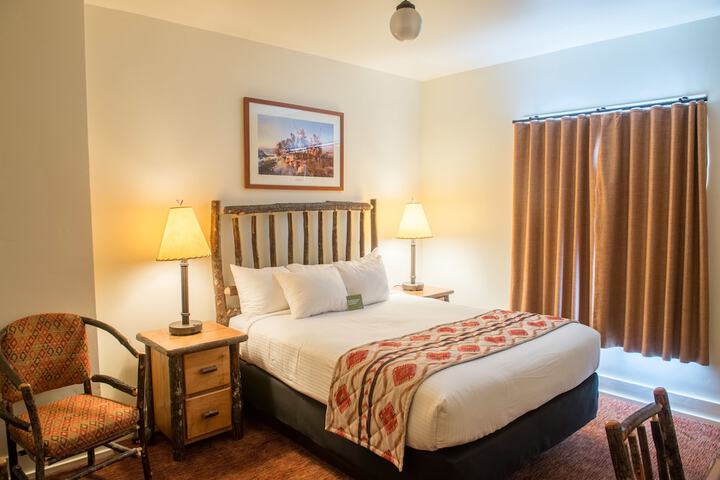 Room 10 of 24