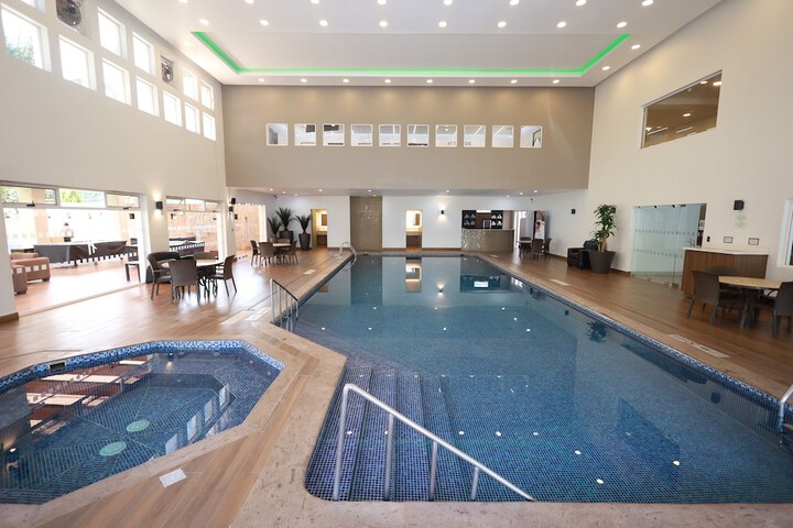Pool 74 of 138