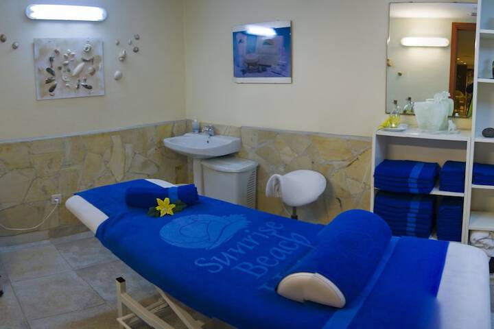 Massage Photo
