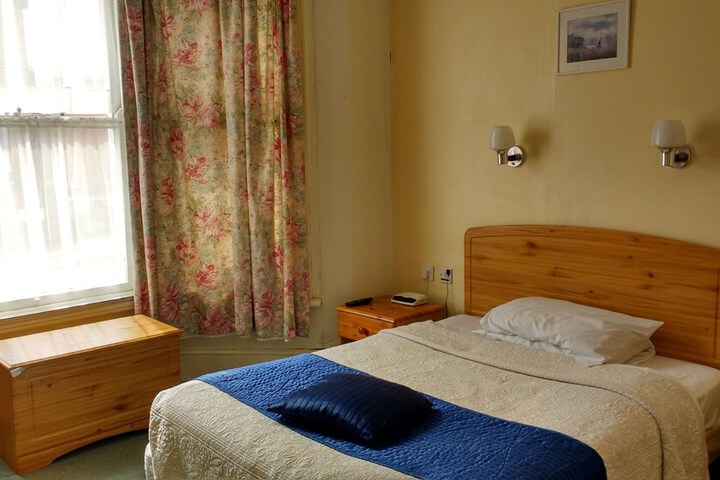 Room 7 of 45
