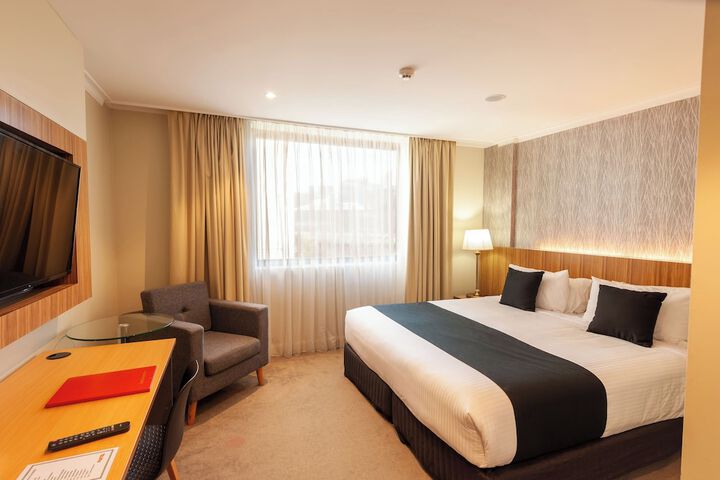 Room 15 of 35