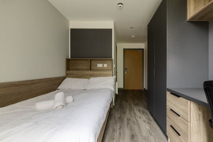 Room 7 of 21