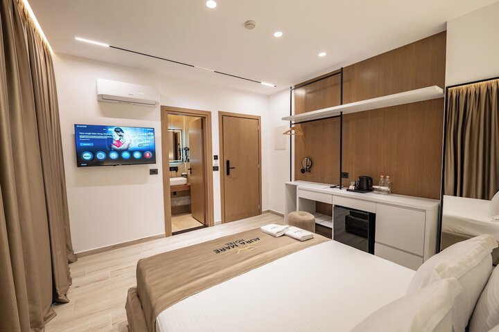 Room 88 of 244
