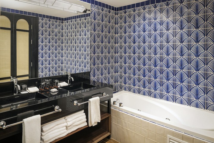Room 40 of 89