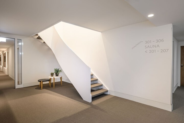 Hotel Interior 175 of 189
