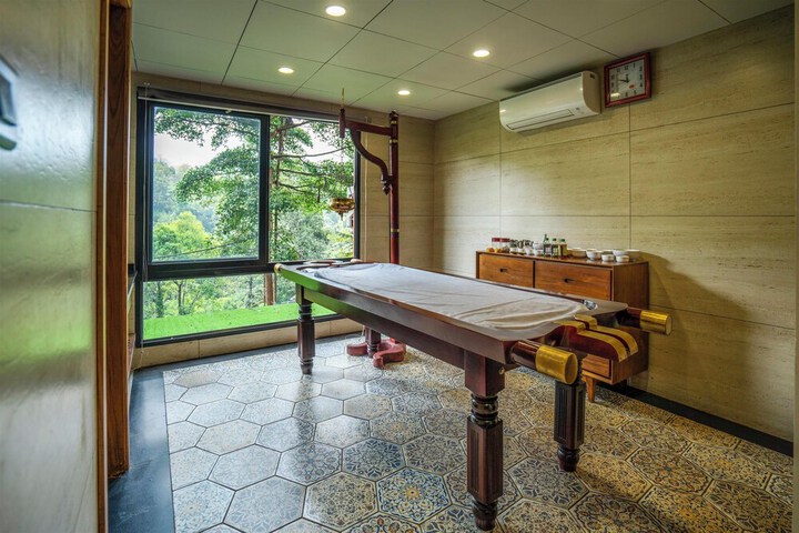 Spa 26 of 66