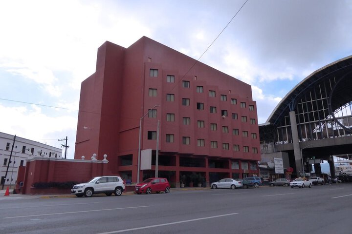 Hotel 27 of 28