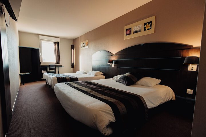 Room 22 of 49