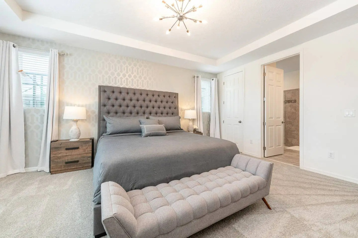 Room 4 of 19