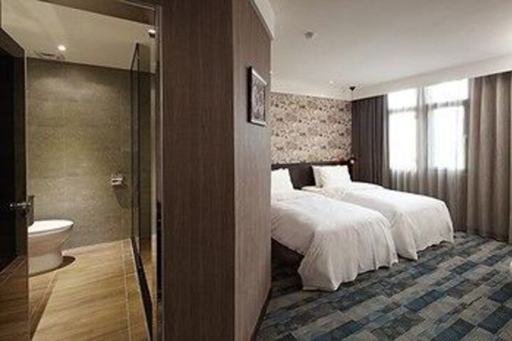 Room 12 of 31