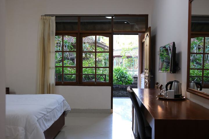 Room 19 of 125
