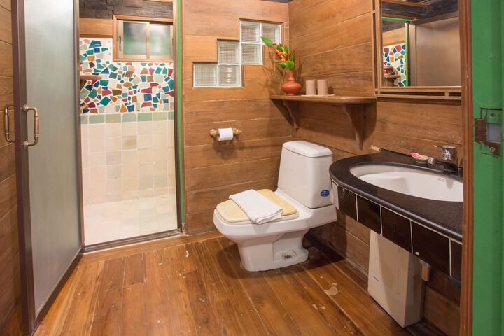 Clean Restrooms