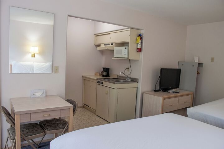 Room 12 of 29