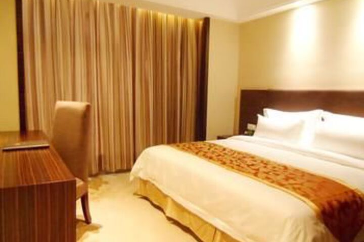 Room 26 of 112