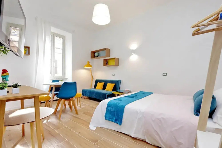 Room 3 of 11