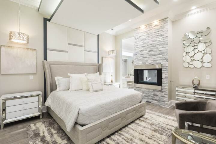 Room 7 of 39